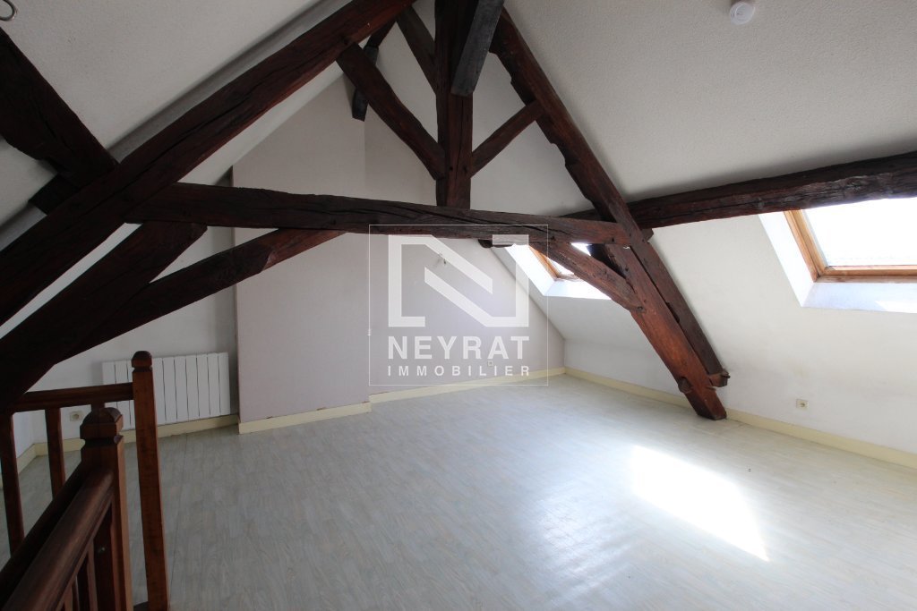 T2 duplex 35 m� � Louhans 456 � CC