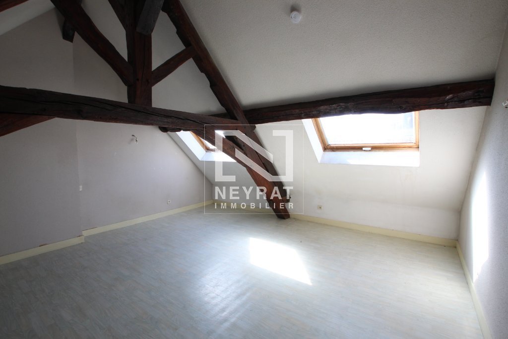 T2 duplex 35 m� � Louhans 456 � CC