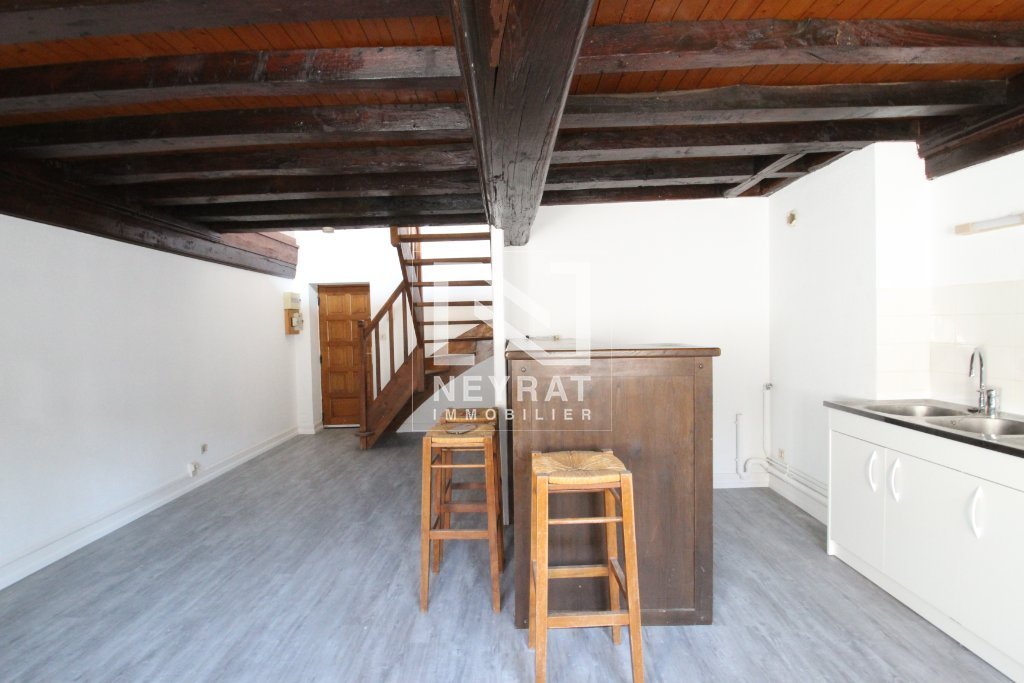 T2 duplex 35 m� � Louhans 456 � CC