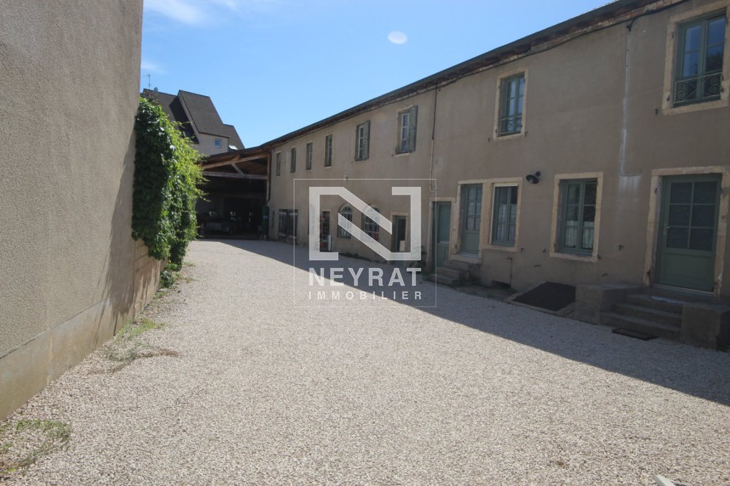 APPARTEMENT T2 A LOUER - LOUHANS - 44.8 m2 - 600 &euro; charges comprises par mois