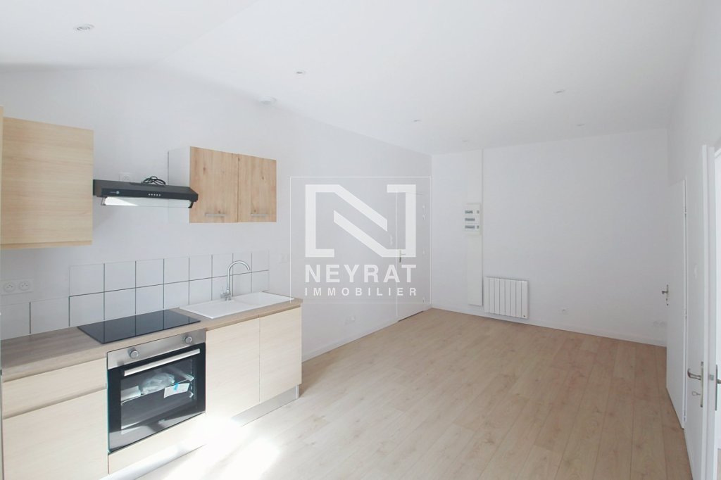 APPARTEMENT T2 A LOUER - LOUHANS - 44.8 m2 - 600 &euro; charges comprises par mois