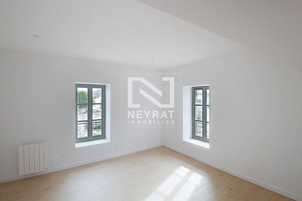 APPARTEMENT T2 A LOUER - LOUHANS - 44.8 m2 - 600 &euro; charges comprises par mois