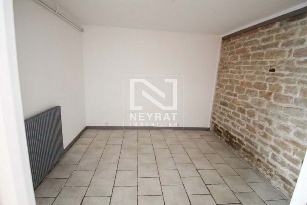 APPARTEMENT T2 A LOUER - LOUHANS - 53 m2 - 625 &euro; charges comprises par mois