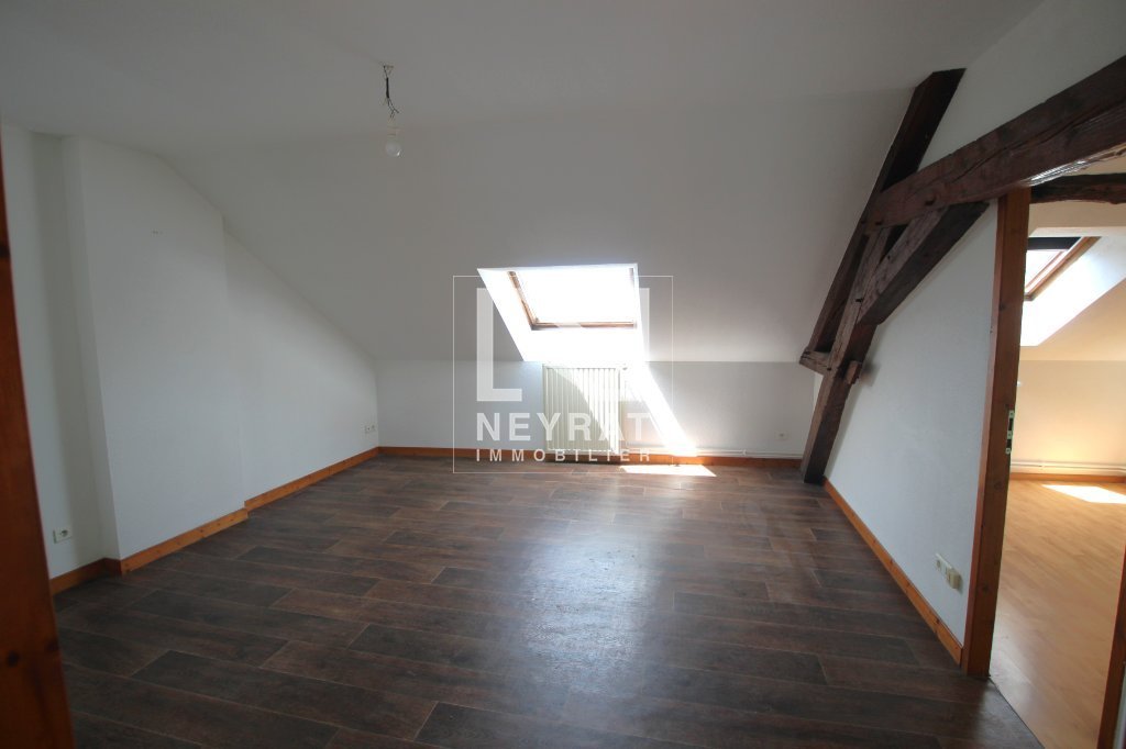 APPARTEMENT T2 A LOUER - LOUHANS - 35 m2 - 400 &euro; charges comprises par mois