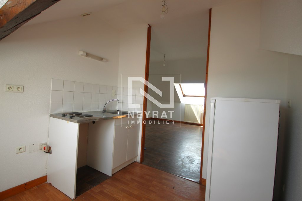 APPARTEMENT T2 A LOUER - LOUHANS - 35 m2 - 400 &euro; charges comprises par mois