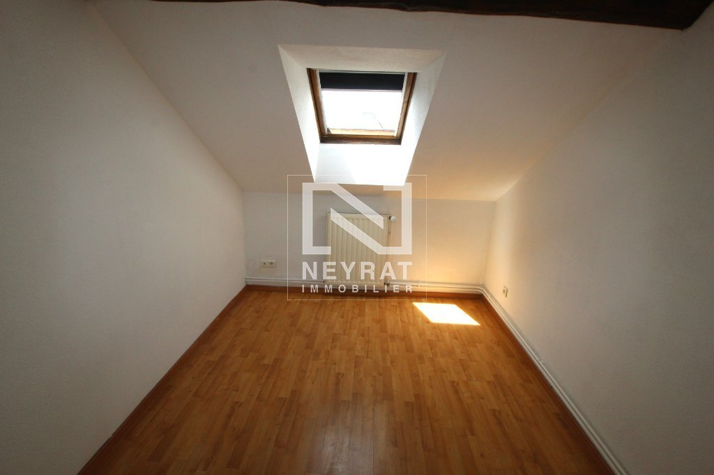 APPARTEMENT T2 A LOUER - LOUHANS - 35 m2 - 400 &euro; charges comprises par mois