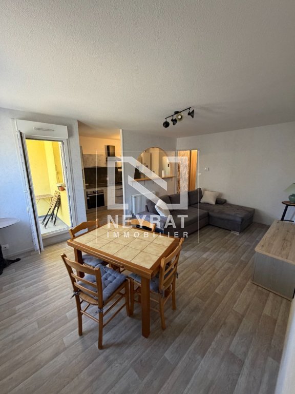 T2 bis A LOUER - NUITS ST GEORGES - 61.28 m2 - 850 &euro; charges comprises par mois
