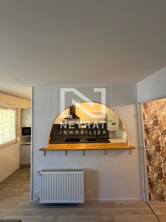 T2 bis A LOUER - NUITS ST GEORGES - 61.28 m2 - 850 &euro; charges comprises par mois