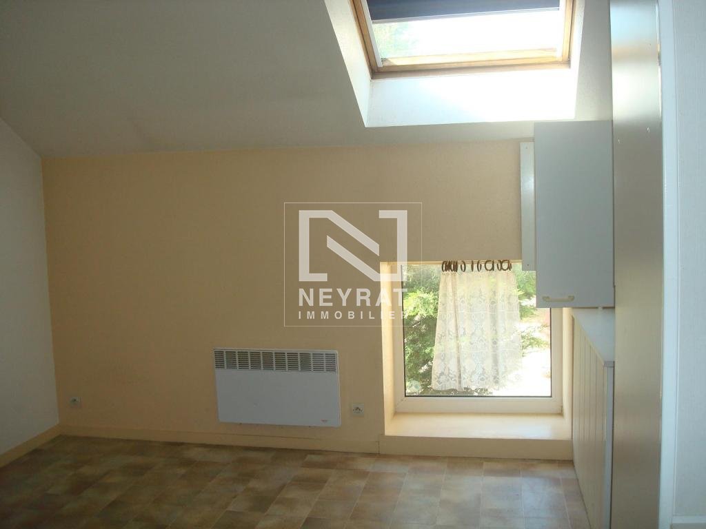 APPARTEMENT T2 A LOUER - PIERRE DE BRESSE - 36.5 m2 - 350€ charges comprises par mois