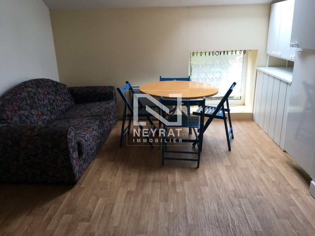APPARTEMENT T2 A LOUER - PIERRE DE BRESSE - 36.5 m2 - 350€ charges comprises par mois