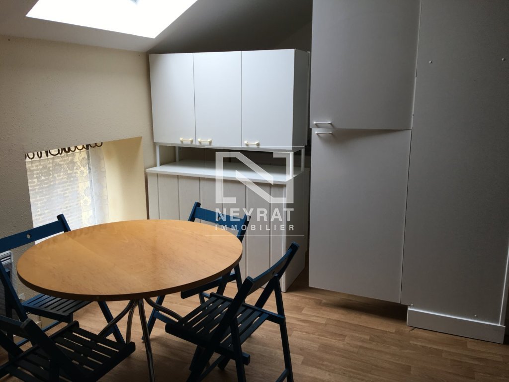 APPARTEMENT T2 A LOUER - PIERRE DE BRESSE - 36.5 m2 - 350€ charges comprises par mois