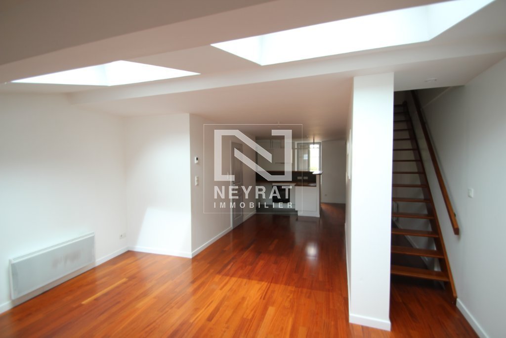 APPARTEMENT T2 - RULLY - 60.53 m2 - LOU&Eacute;