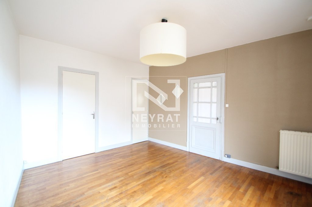 APPARTEMENT T2 - RULLY - 56.4 m2 - LOU&Eacute;