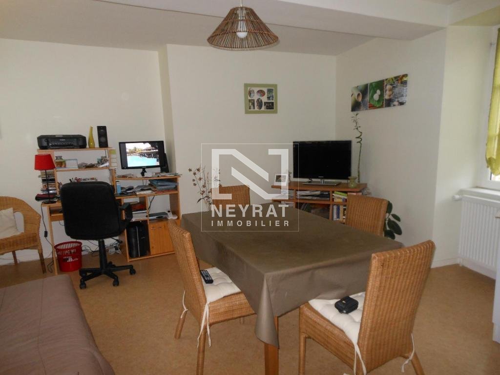 APPARTEMENT T2 A LOUER - RULLY - 42.29 m2 - 580€ charges comprises par mois