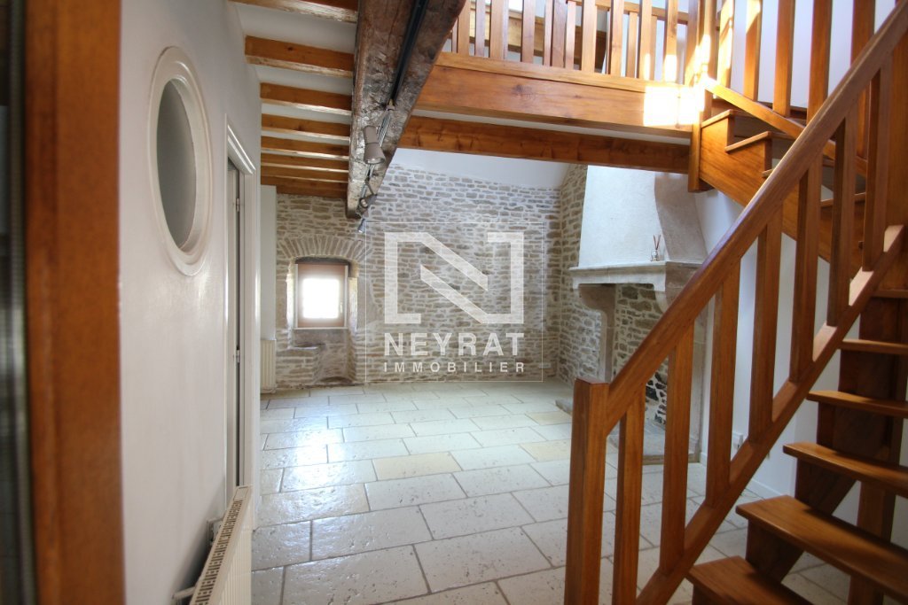 APPARTEMENT T2 A LOUER - RULLY - 42.5 m2 - 480�&euro; charges comprises par mois