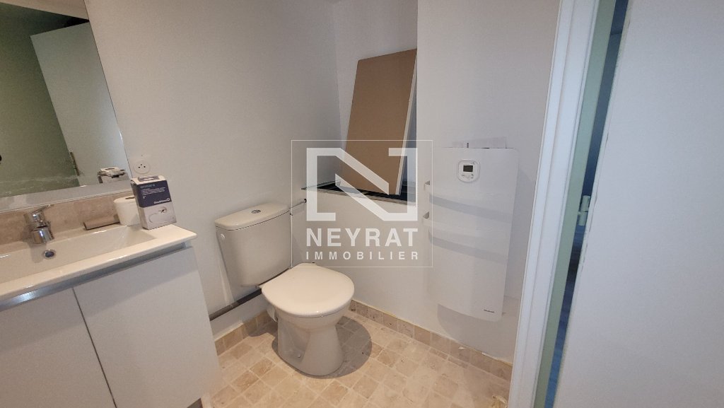 APPARTEMENT T2 - SENNECEY LE GRAND - 31.05 m2 - LOU&Eacute;