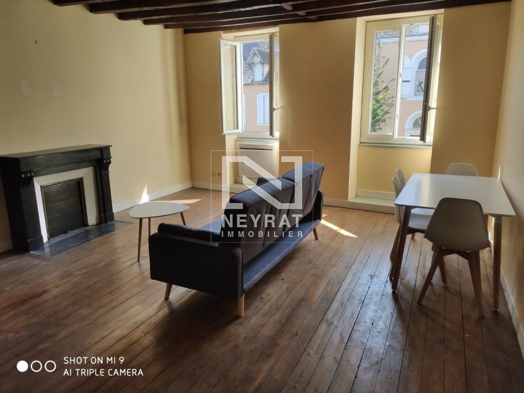 APPARTEMENT T2 A LOUER - SENNECEY LE GRAND - 54.07 m2 - 546€ charges comprises par mois
