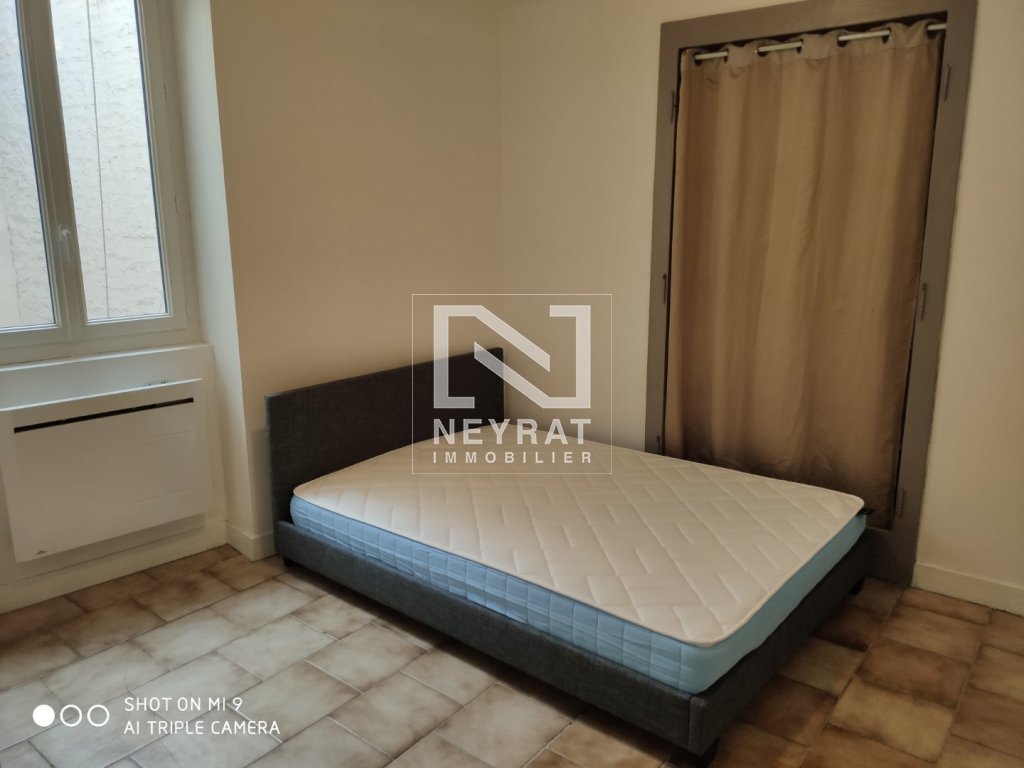 APPARTEMENT T2 - SENNECEY LE GRAND - 54.07 m2 - LOU&Eacute;