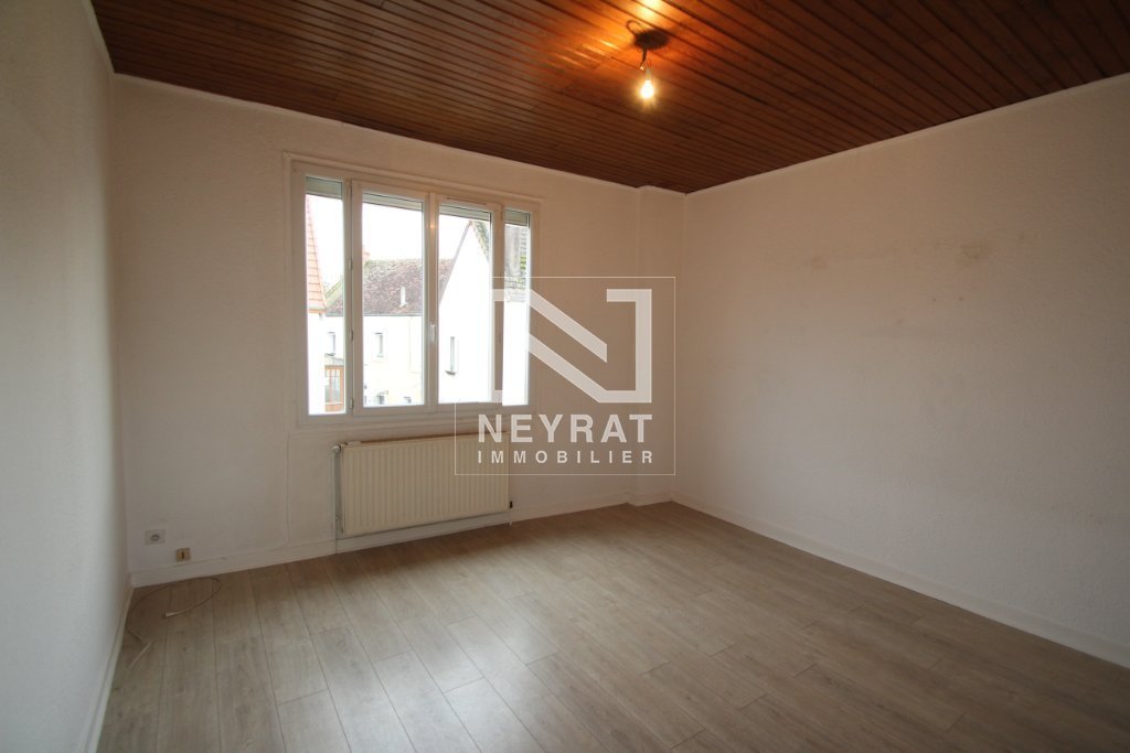 APPARTEMENT T2 A LOUER - ST LEGER SUR DHEUNE - 57.4 m2 - 450�&euro; charges comprises par mois