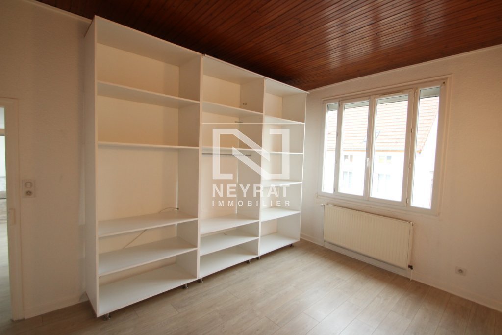 APPARTEMENT T2 A LOUER - ST LEGER SUR DHEUNE - 57.4 m2 - 450�&euro; charges comprises par mois