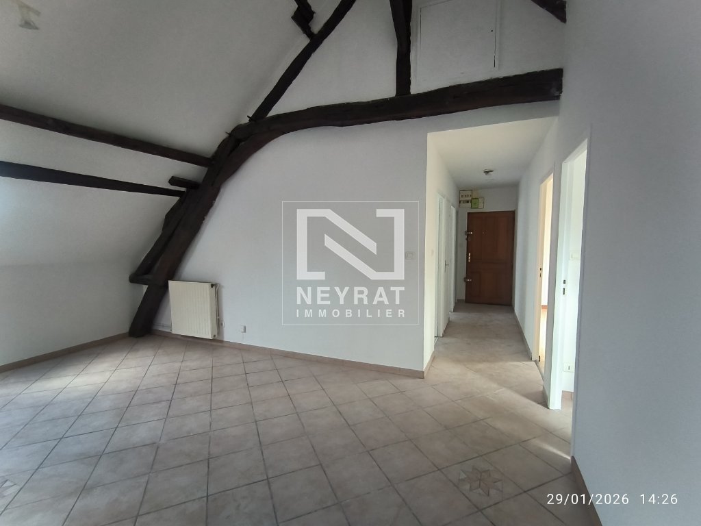 APPARTEMENT T3 A LOUER - ST MARCEL - 57.26 m2 - 695�&euro; charges comprises par mois