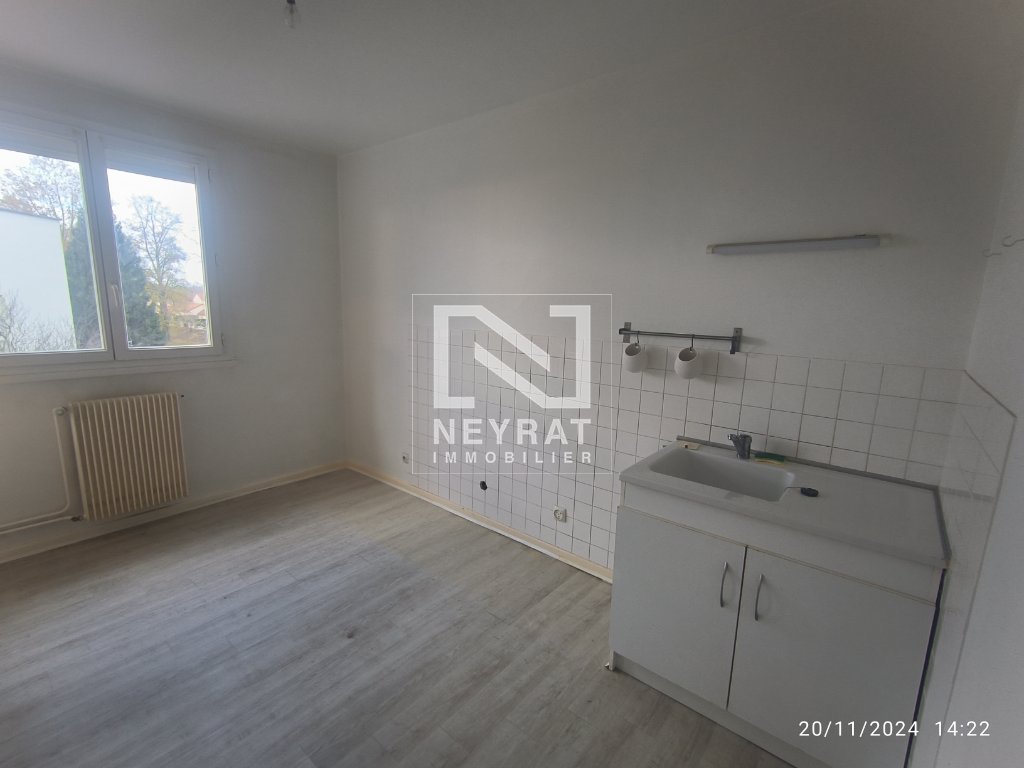 APPARTEMENT T2 A LOUER - ST MARCEL - 50.7 m2 - 635 &euro; charges comprises par mois