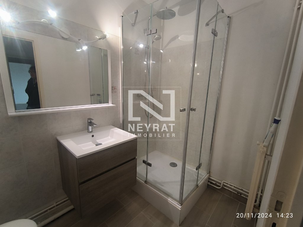 APPARTEMENT T2 A LOUER - ST MARCEL - 50.7 m2 - 635 &euro; charges comprises par mois