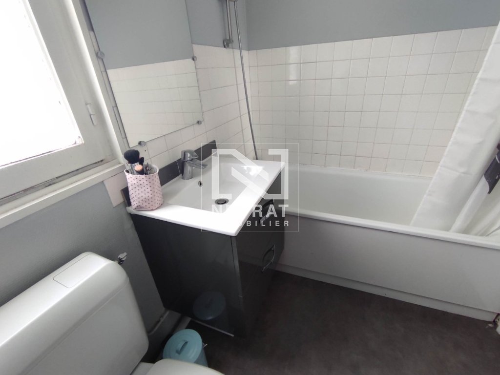 APPARTEMENT T2 - ST MARCEL - 42.98 m2 - LOU&Eacute;