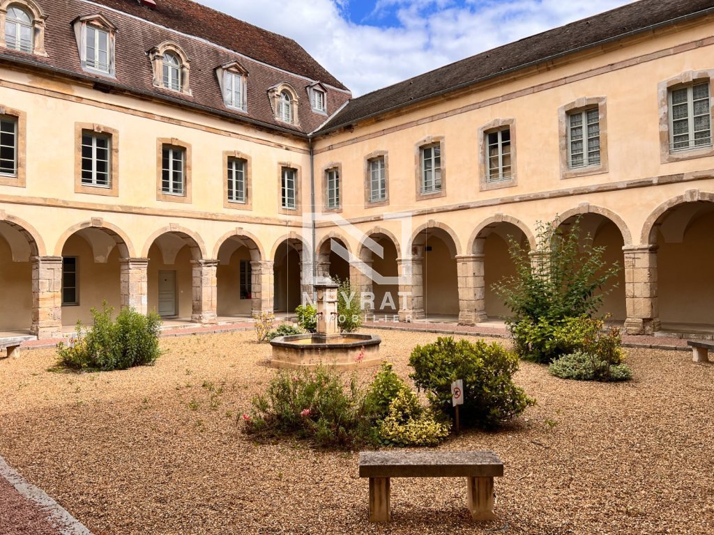 APPARTEMENT T2 A VENDRE - AUTUN - 44.42 m2 - 61000€