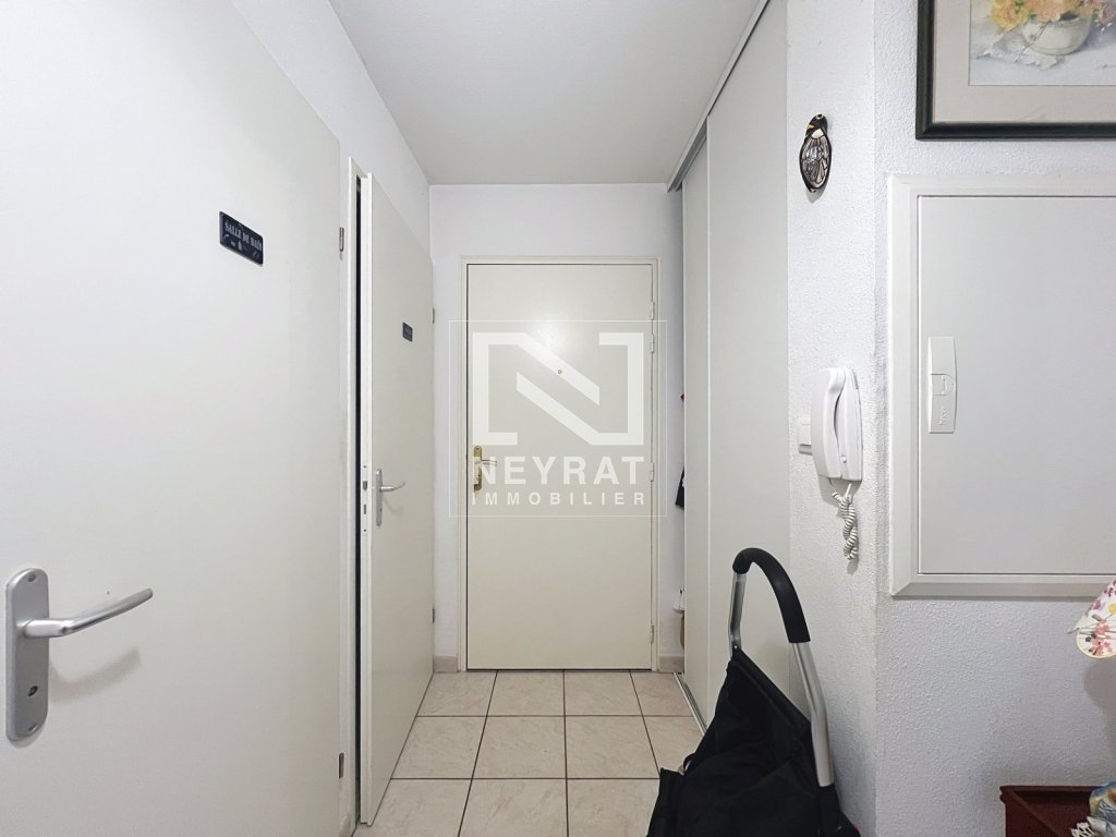 Type 2 bis A VENDRE - AUTUN - 52.93 m2 - 75�000�&euro;