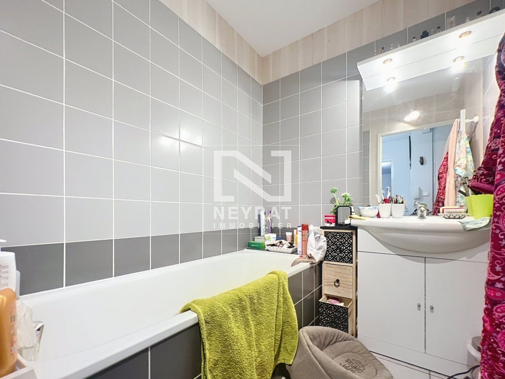 Type 2 bis A VENDRE - AUTUN - 52.93 m2 - 75�000�&euro;