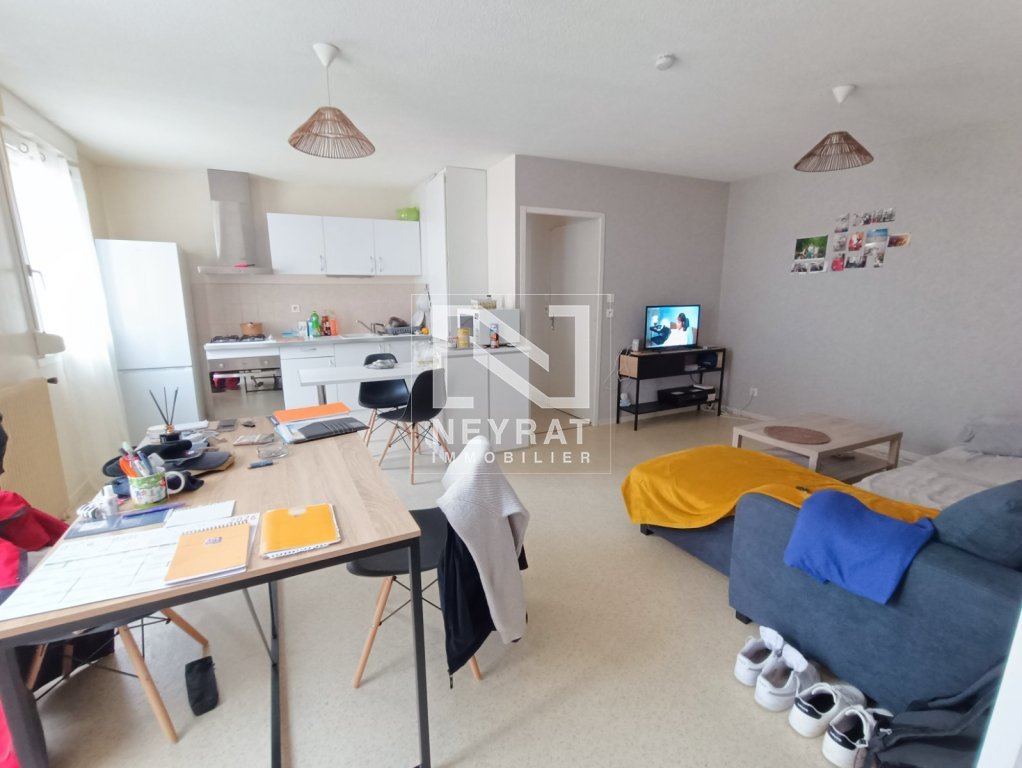Auxonne centre T2 vendu loué avec cave et garage A VENDRE - AUXONNE - 48.54 m2 - 75 000 &euro;