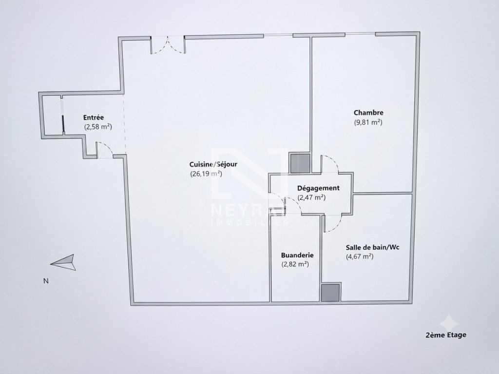 Auxonne centre T2 vendu loué avec cave et garage A VENDRE - AUXONNE - 48.54 m2 - 75 000 &euro;
