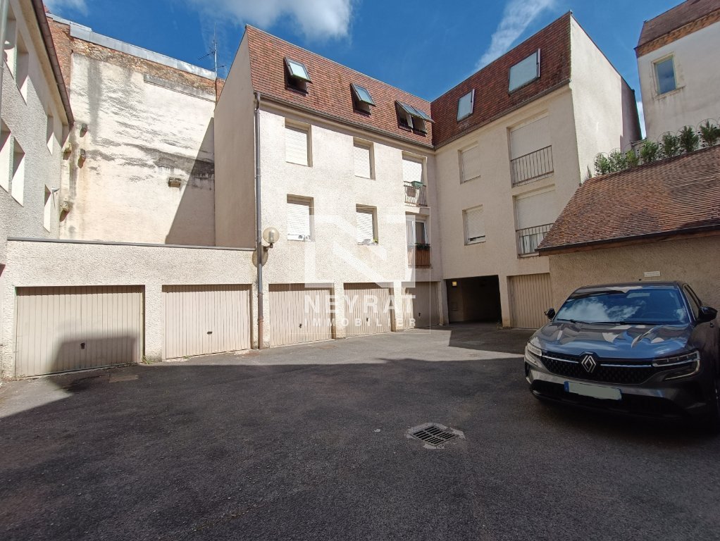 Appartement de type 2 avec cave et garage A VENDRE - AUXONNE - 44.4 m2 - 74 000 &euro;