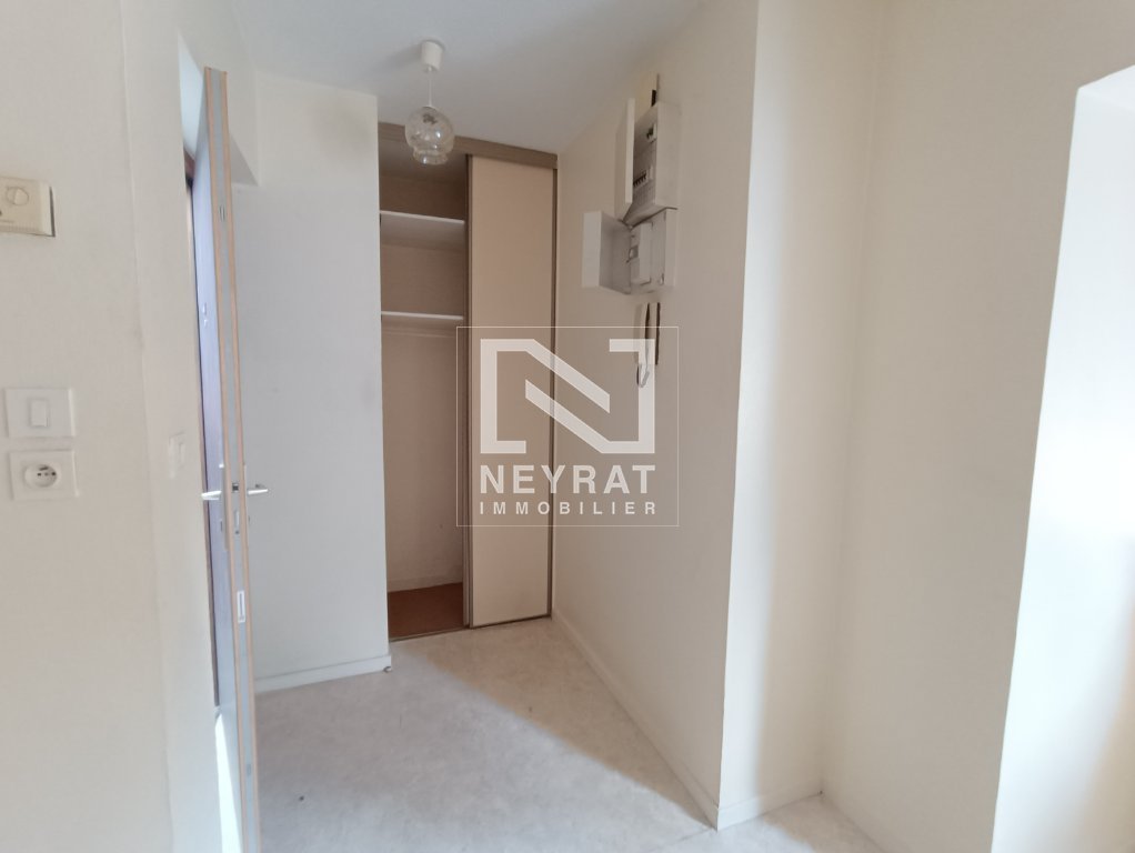 Appartement de type 2 avec cave et garage A VENDRE - AUXONNE - 44.4 m2 - 74 000 &euro;