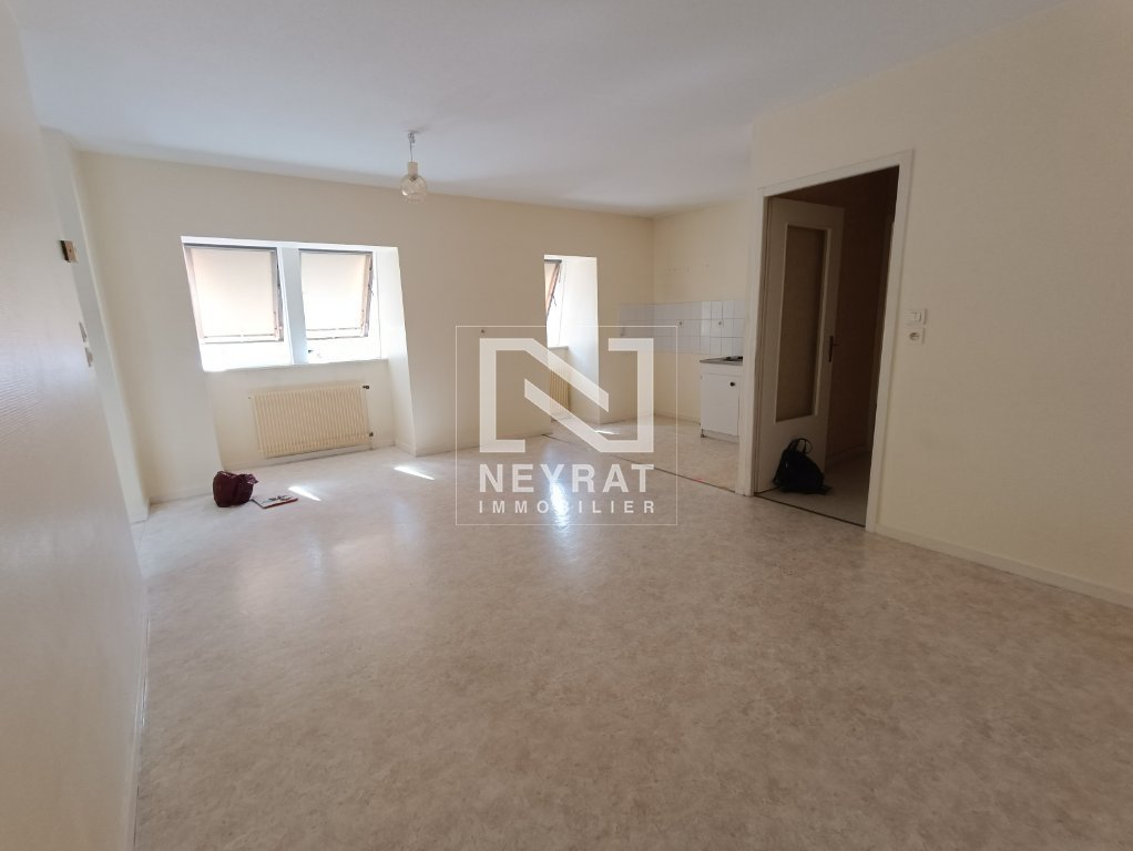 Appartement de type 2 avec cave et garage A VENDRE - AUXONNE - 44.4 m2 - 74 000 &euro;