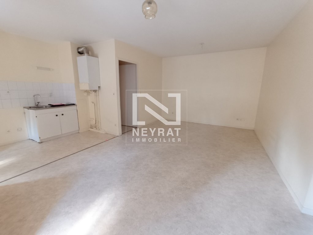 Appartement de type 2 avec cave et garage A VENDRE - AUXONNE - 44.4 m2 - 74 000 &euro;