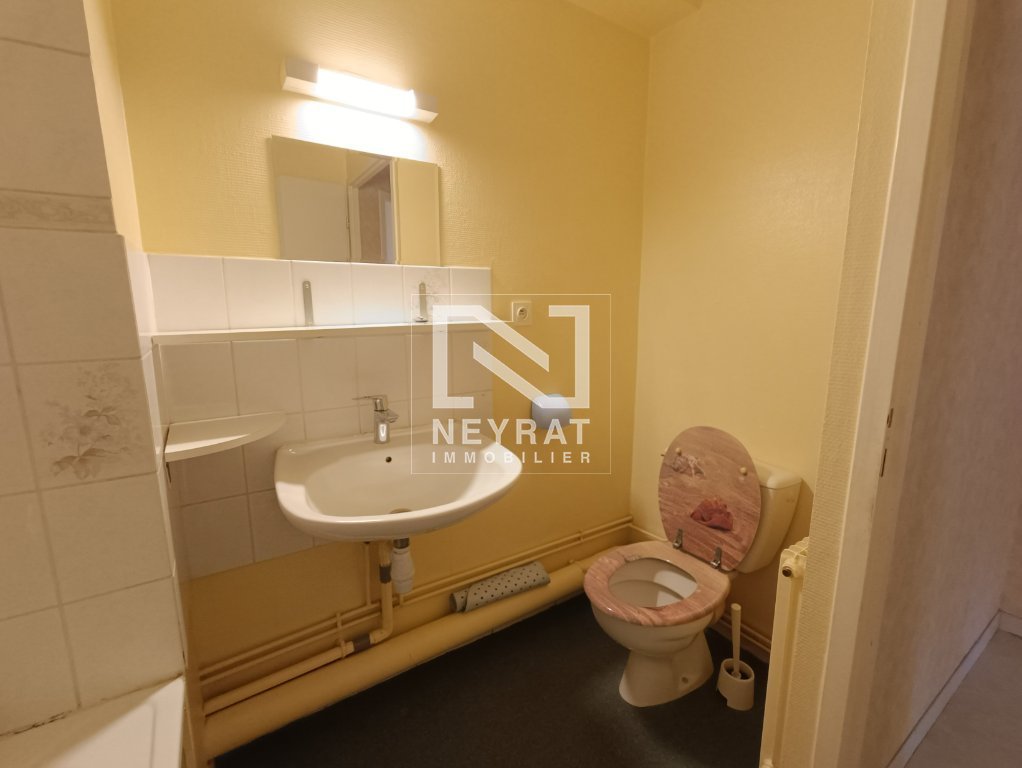 Appartement de type 2 avec cave et garage A VENDRE - AUXONNE - 44.4 m2 - 74 000 &euro;