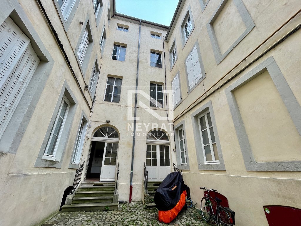 APPARTEMENT T2 A VENDRE - CHALON SUR SAONE Centre Ville - 35.89 m2 - 74�000�&euro;