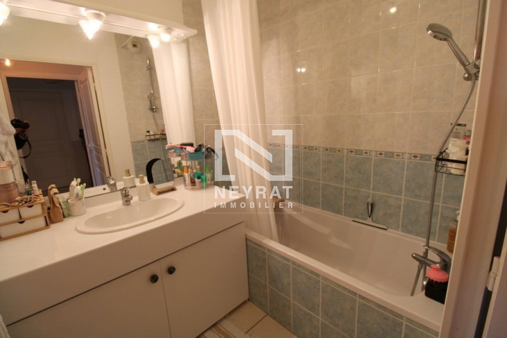 APPARTEMENT T2 - CHALON SUR SAONE - 46.52 m2 - VENDU