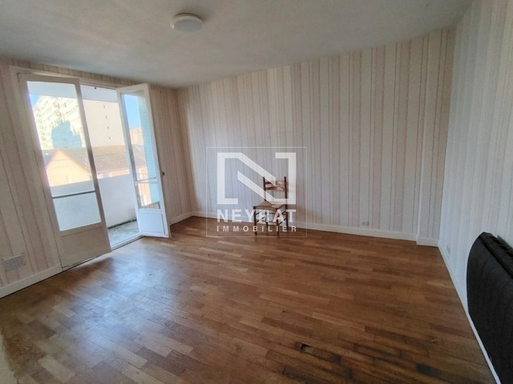 APPARTEMENT T2 A VENDRE - CHALON SUR SAONE - 39.2 m2 - 60000€