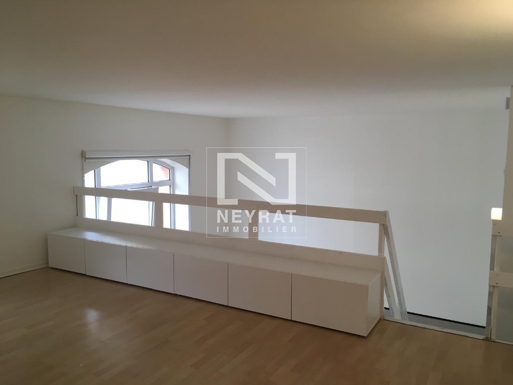 TYPE 2 lumineux 47 m  Dijon