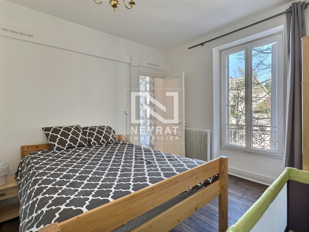 T2 43 m� r�nov� et meubl� � Dijon