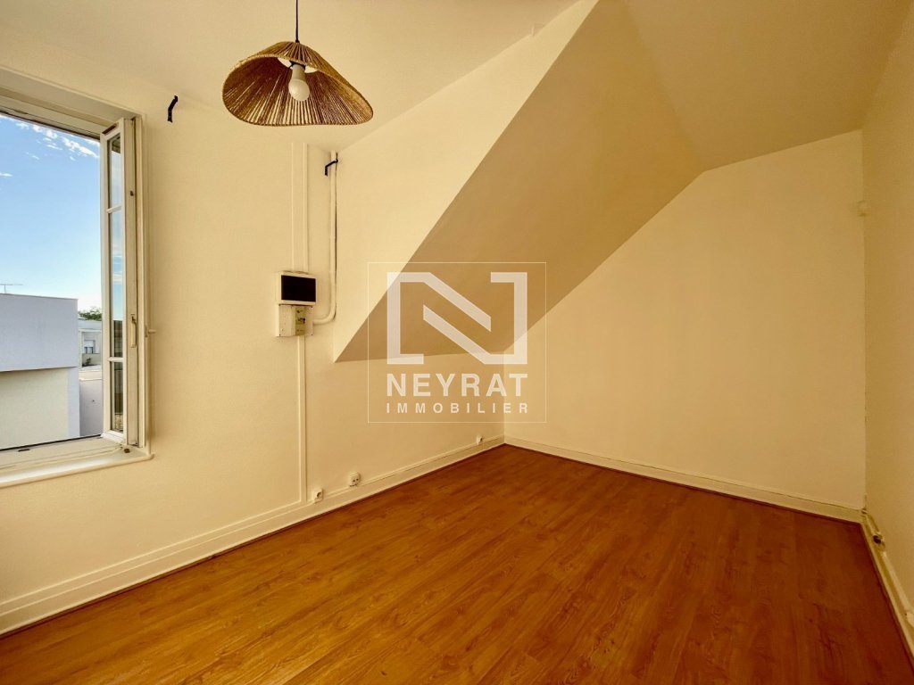 APPARTEMENT T2 - DIJON - 34.71 m2 - 120�000�&euro;