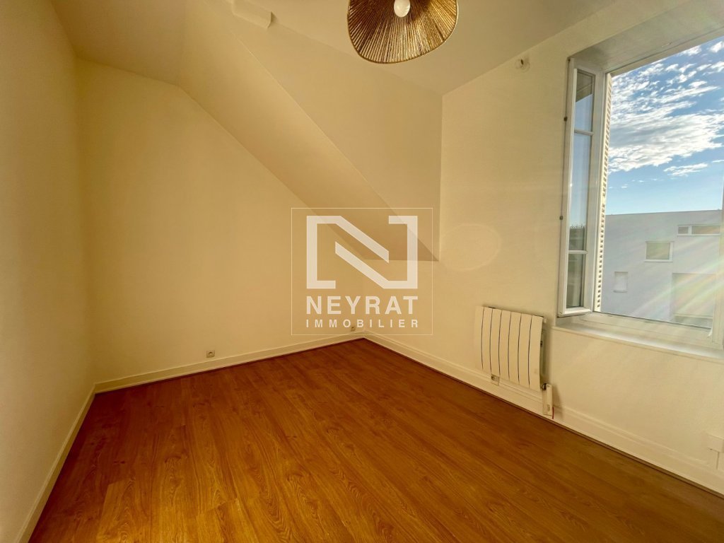 APPARTEMENT T2 - DIJON - 34.71 m2 - 120�000�&euro;