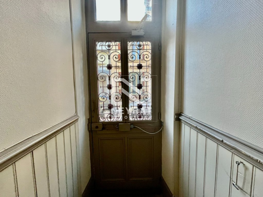 APPARTEMENT T2 - DIJON - 34.71 m2 - 120�000�&euro;