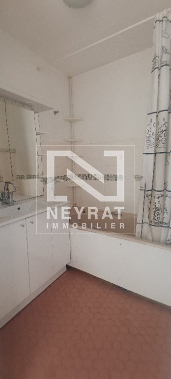 APPARTEMENT T2 - LE CREUSOT - 55.47 m2 - VENDU