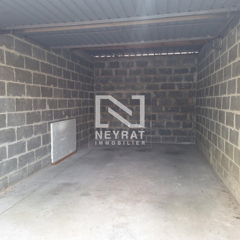 APPARTEMENT T2 - LE CREUSOT - 55.47 m2 - VENDU