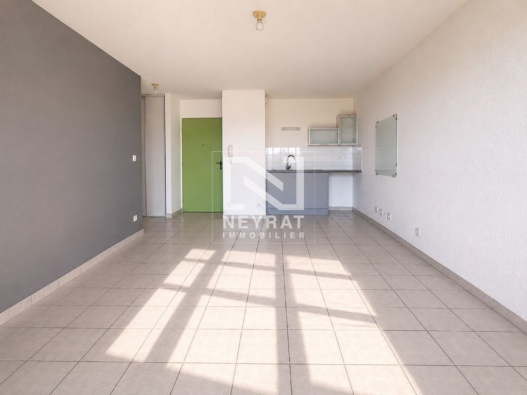 APPARTEMENT T2 A VENDRE - LE CREUSOT - 40.95 m2 - 59 000 &euro;