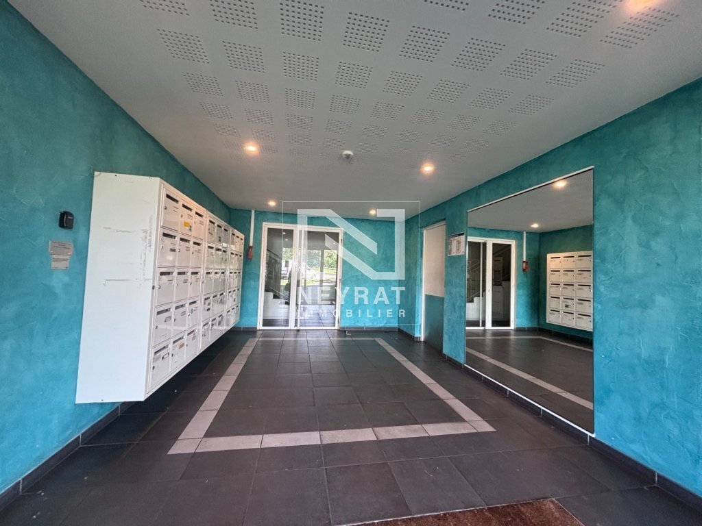 APPARTEMENT T2 A VENDRE - LE CREUSOT - 37.65 m2 - 52 000 &euro;